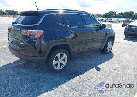 2020 Jeep Compass Latitude 4X4 из США, поврежденный, VIN 3C4NJDBB0LT204491